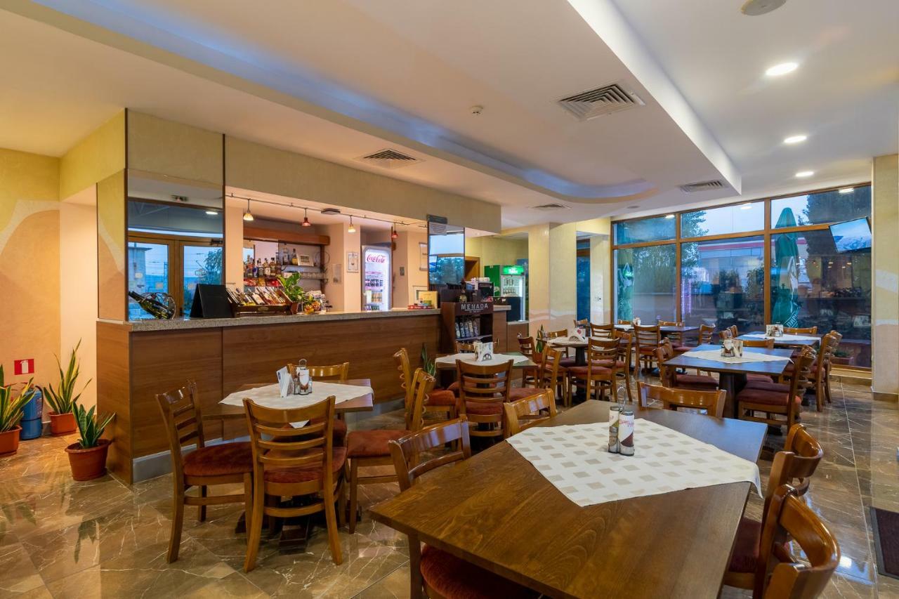 Adamo Hotel Várna Kültér fotó