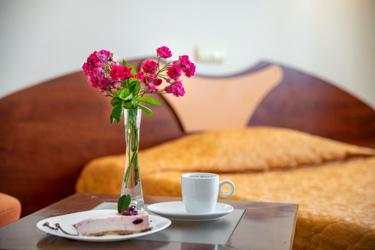 Adamo Hotel Várna Kültér fotó