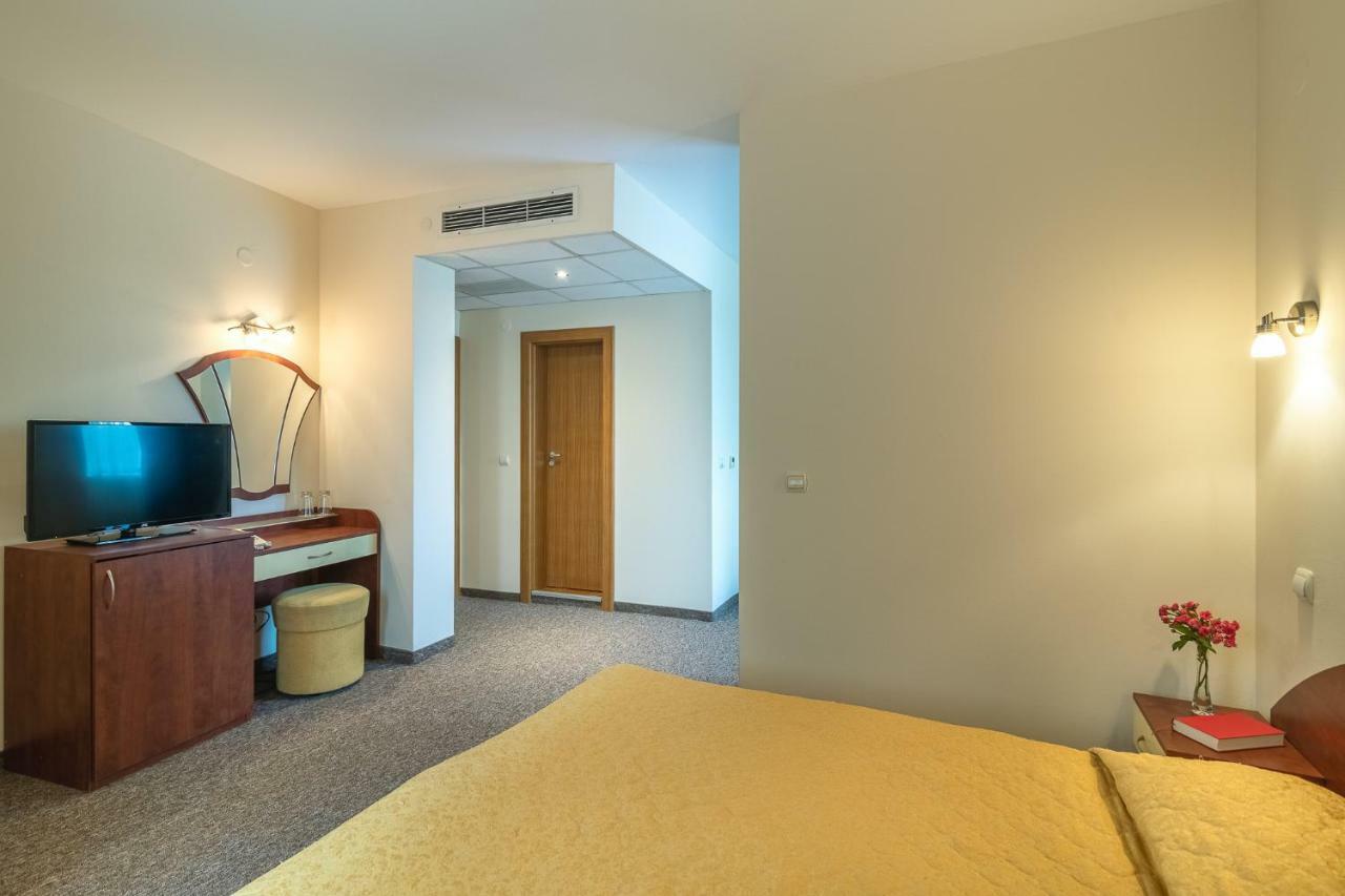 Adamo Hotel Várna Kültér fotó