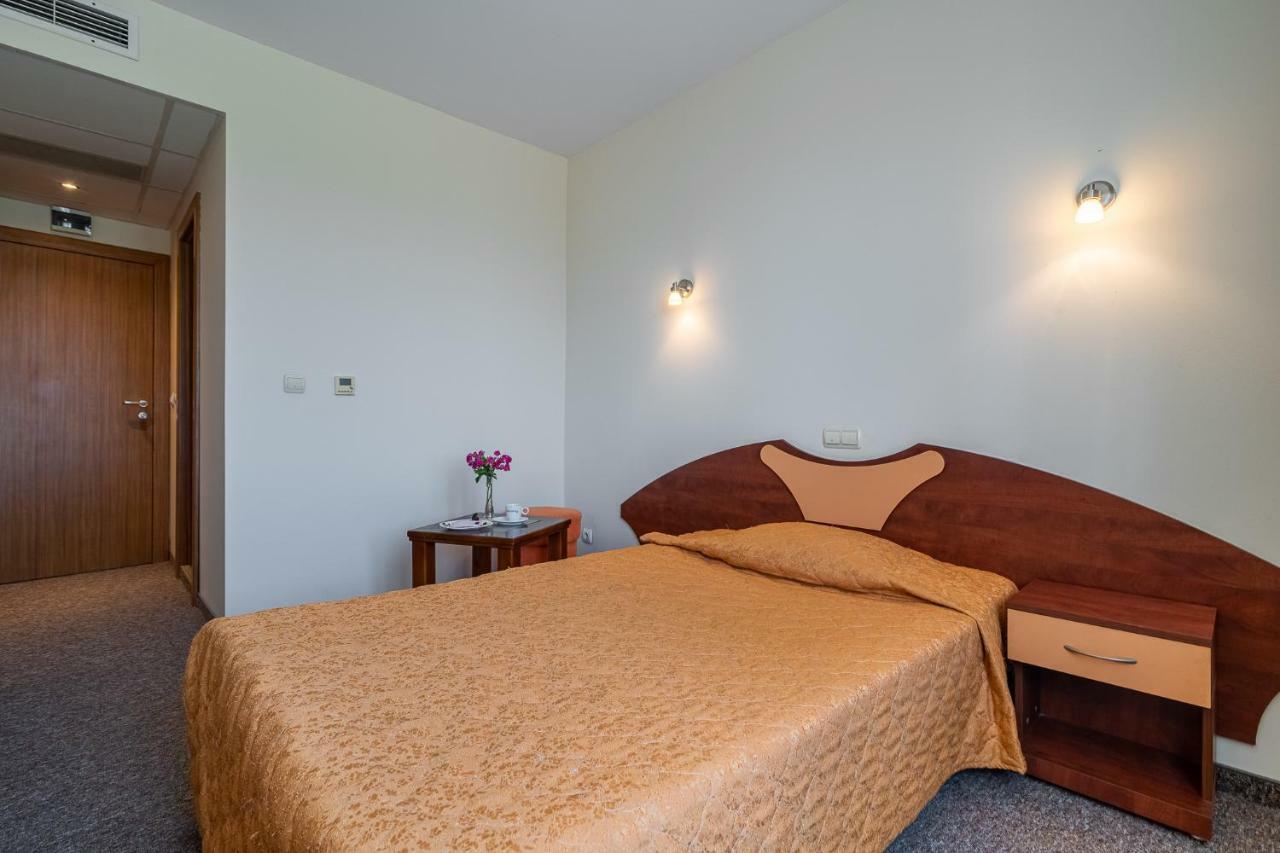 Adamo Hotel Várna Kültér fotó